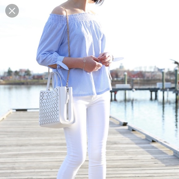 LOFT Tops - LOFT Off the Shoulder Top